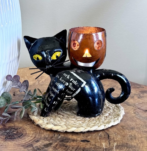 SCAREDY-CAT TEALIGHT HOLDER *NEW* AVAIL JUNE 2026